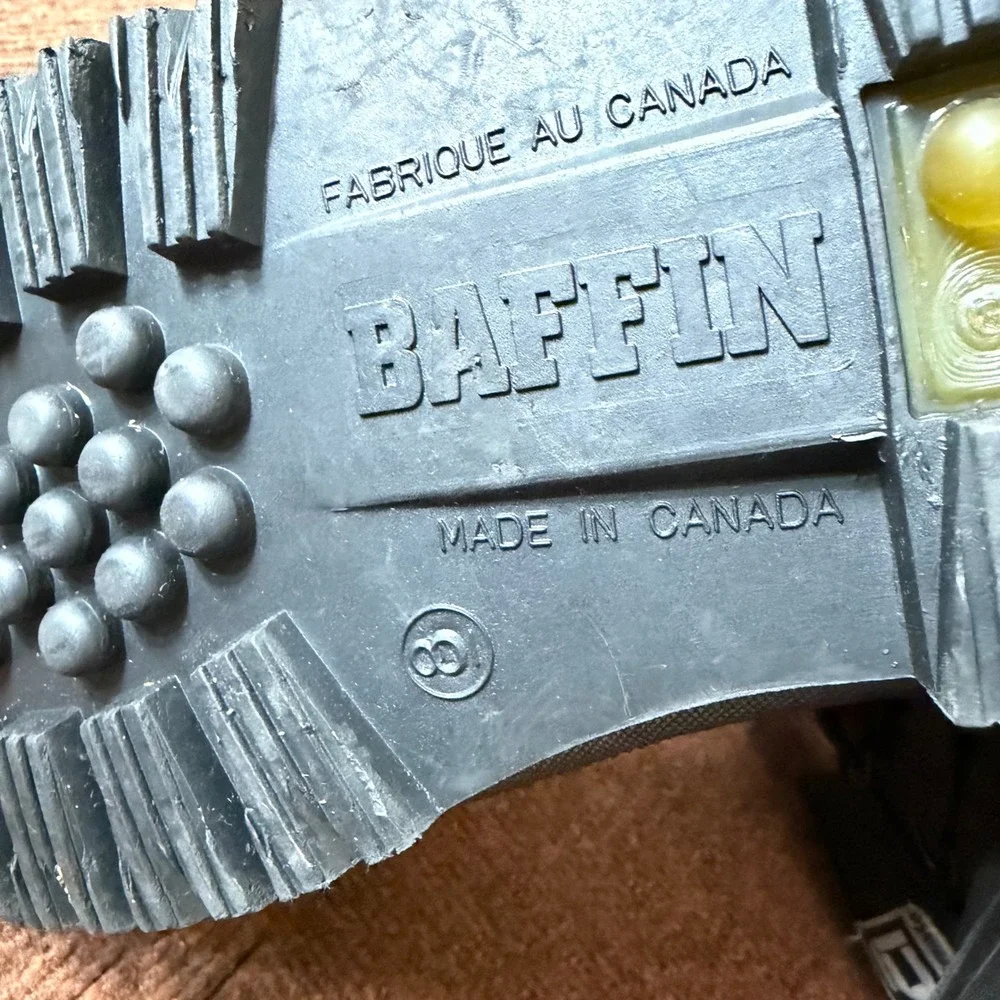 Baffin Altimate Mens Winter Boots Black Leather Insulated Snow Made in Canada 8